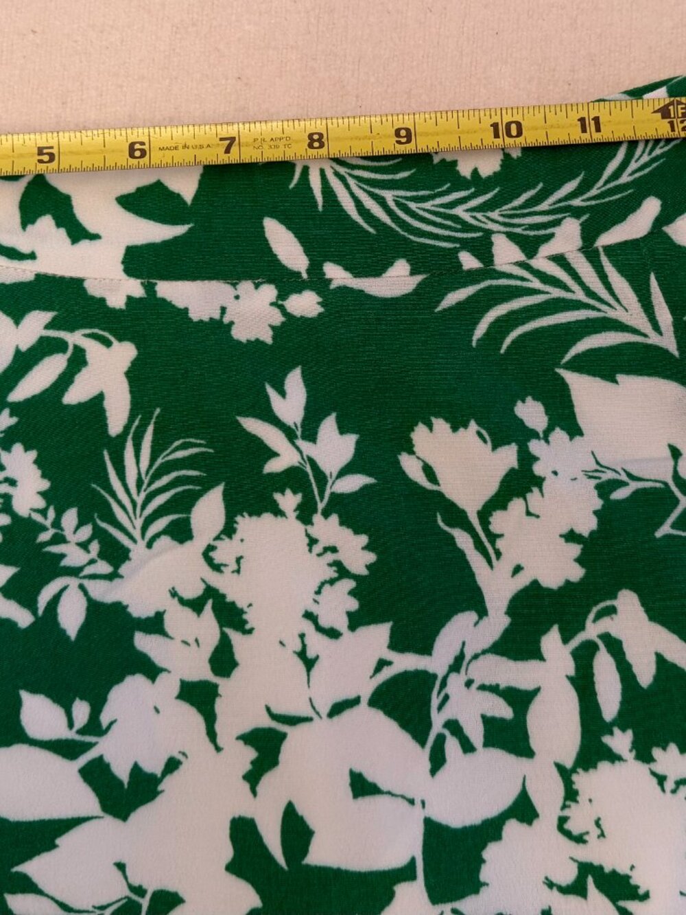 Ann Taylor Petite Green White Floral Wrap Skirt Size 6P Lined Tie Waist - Picture 7 of 7